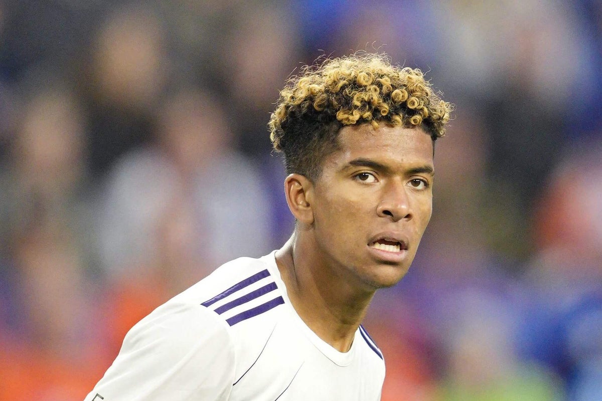 New England Revolution negotiating loan for Benfica defender Josh Wynder