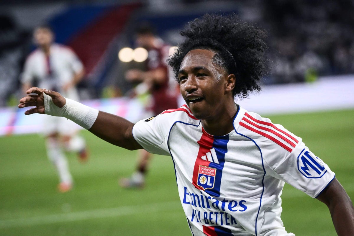 Arsenal weighing up move to sign Malick Fofana from Lyon