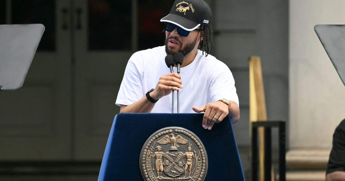 Jalen Brunson, Knicks champion, set to host SNL Season 52.