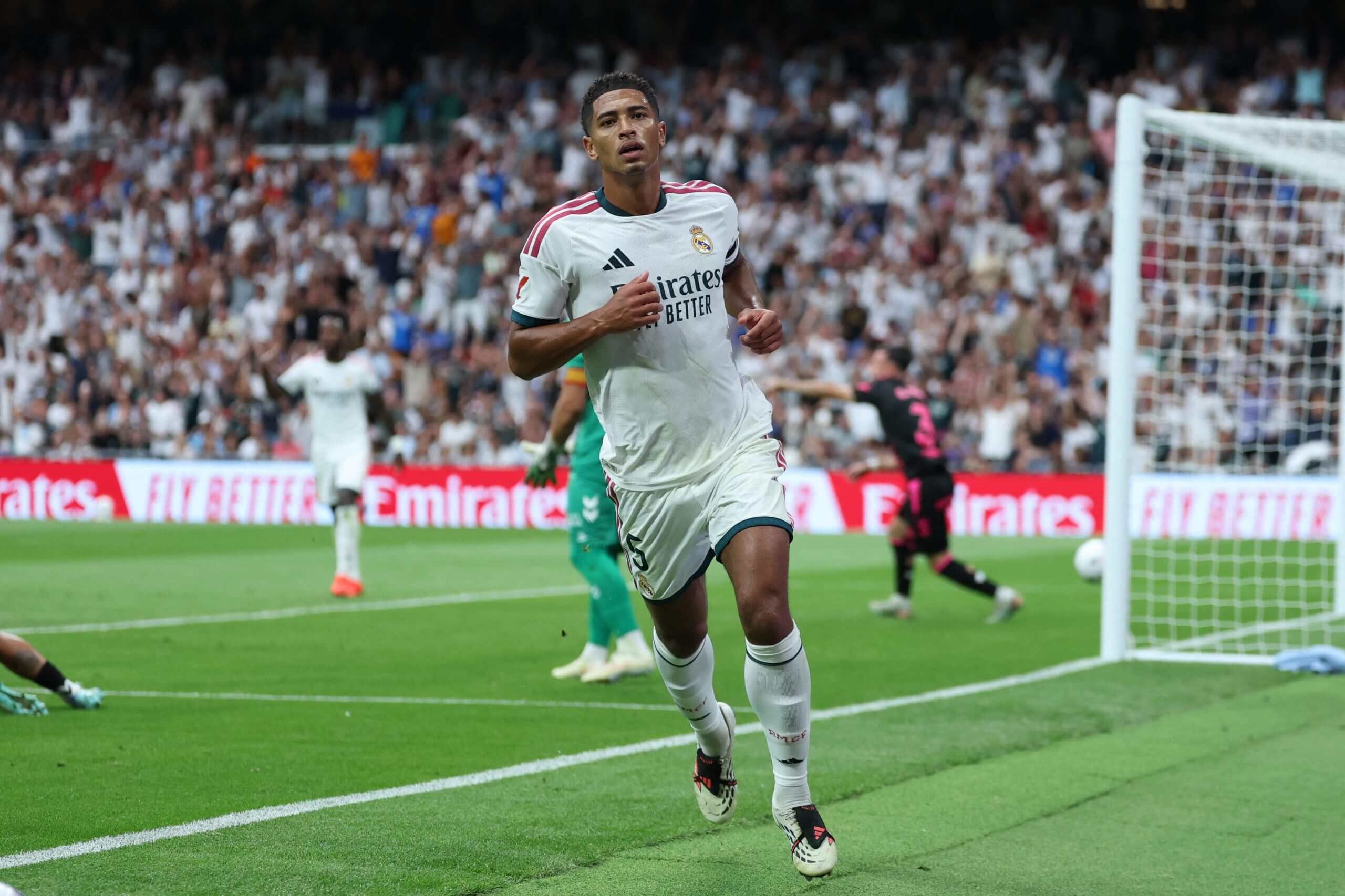 Jude Bellingham runs away after putting Real Madrid ahead