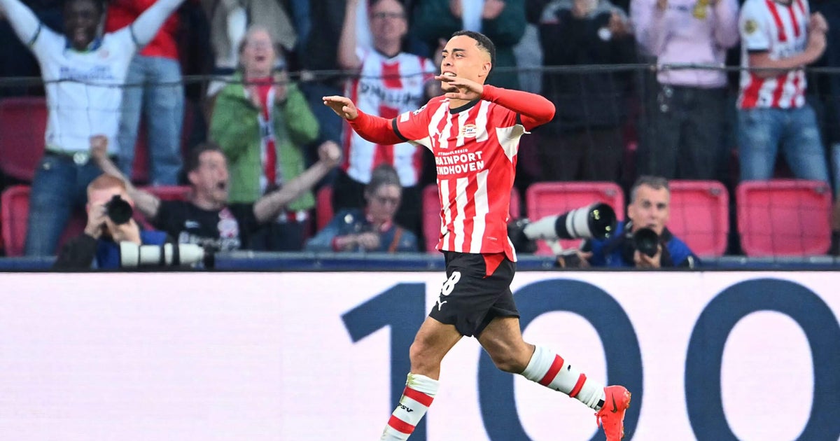 USMNT's Sergiño Dest salvages draw for PSV with goal in Champions League opener