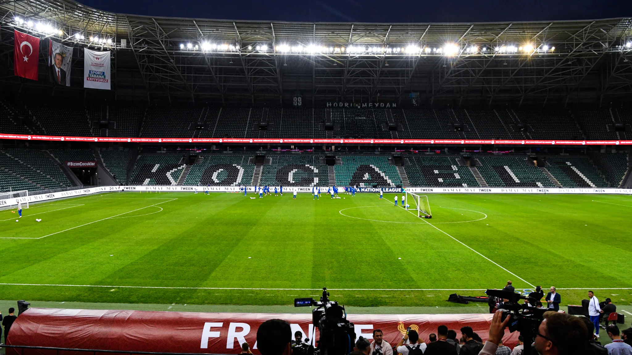 Why France plays in Izmit’s small stadium instead of Istanbul