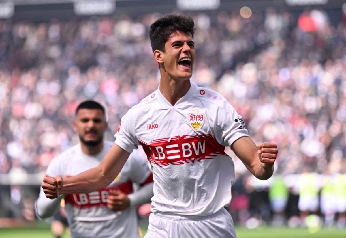 Brighton complete deal for Stuttgart midfielder Chema Andres