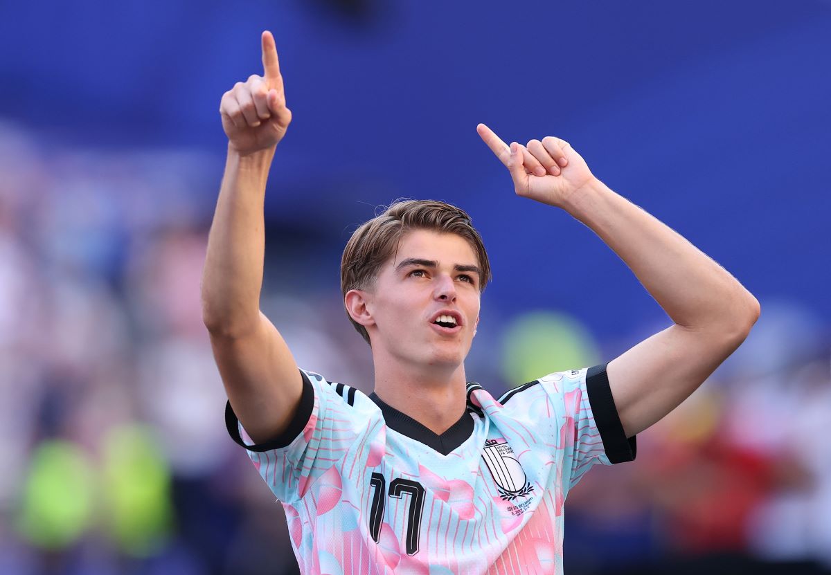 De Ketelaere says he talked with PSG but Atalanta’s €50m demand led them to choose Torres