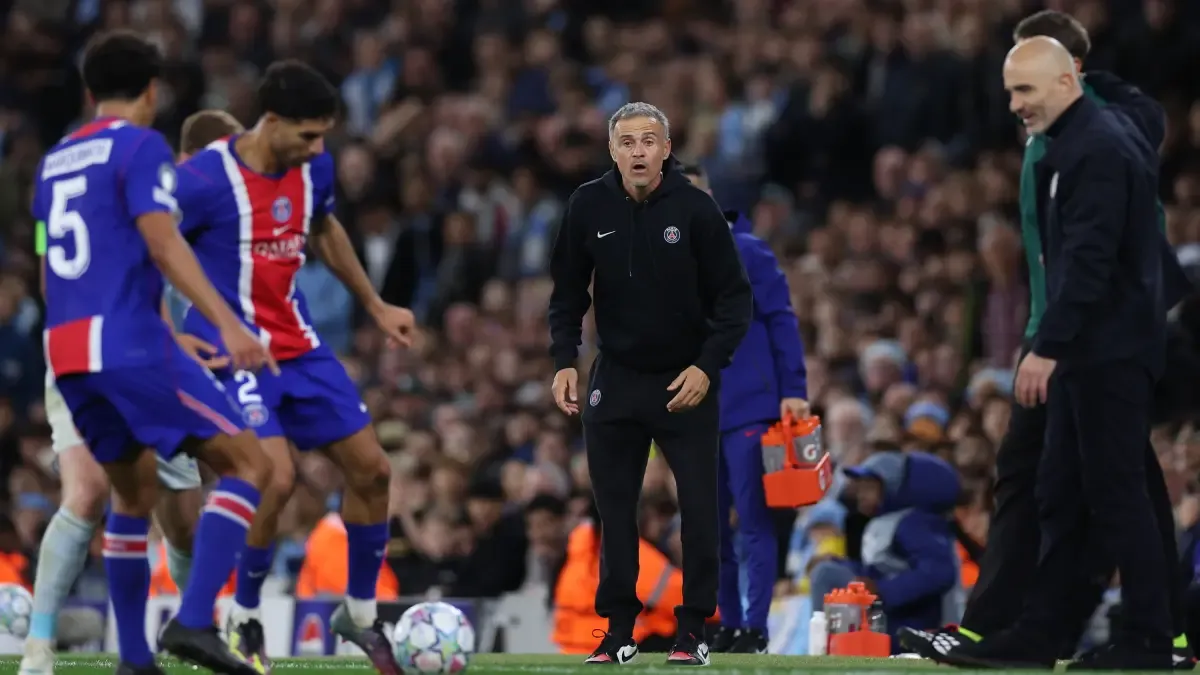 Luis Enrique’s PSG leading the Champions League after a 4‑2 win over Manchester City in the oil‑money derby.