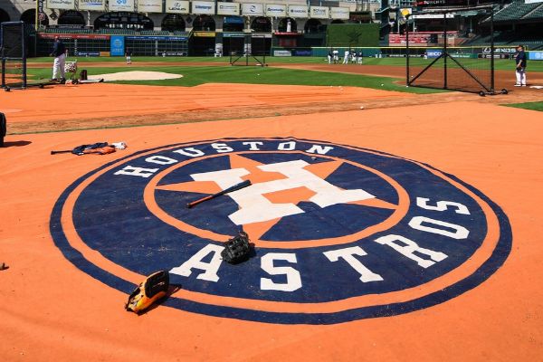 Matt Kleine listed among Astros GM candidates