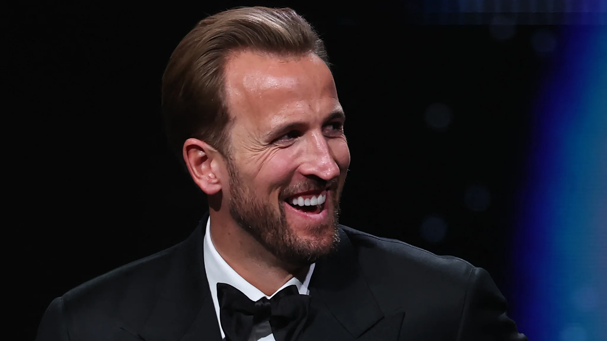 la réaction de Harry Kane après sa victoire au Ballon d'or 2026