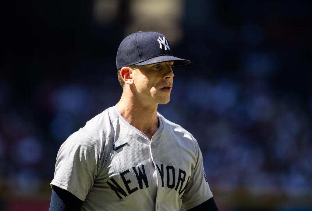 Two veteran pitchers become minor league free agents