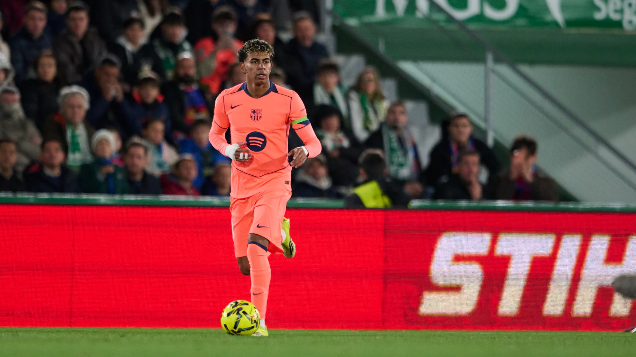 pourquoi les Catalans joueront avec un vieux maillot de la saison dernière