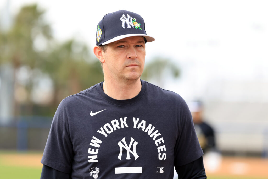 Yankees extend pitching coach Matt Blake