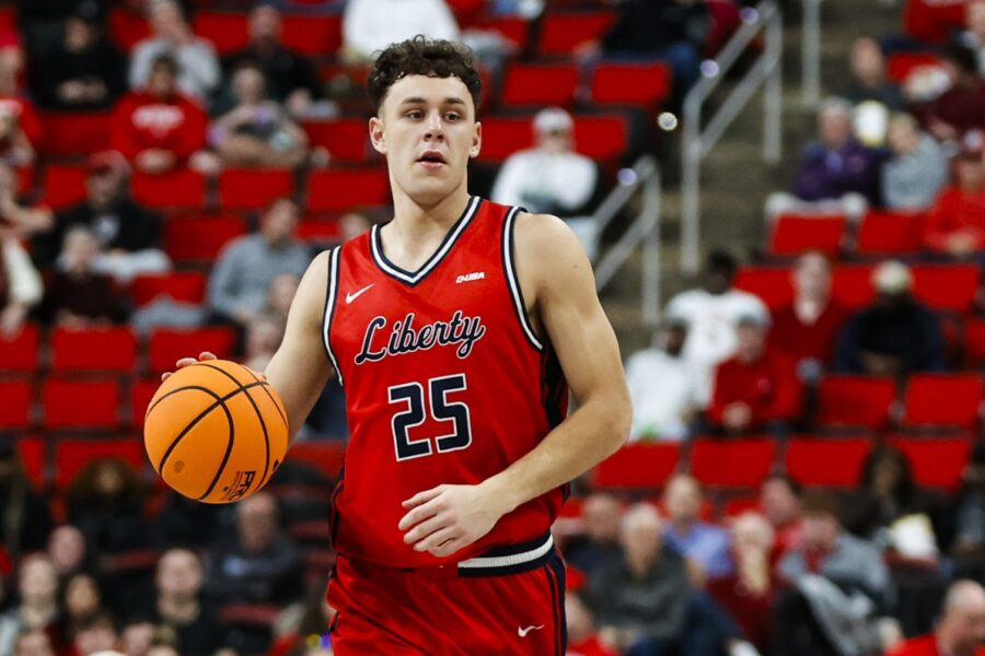 Grizzlies sign Zach Cleveland to Exhibit‑10 contract