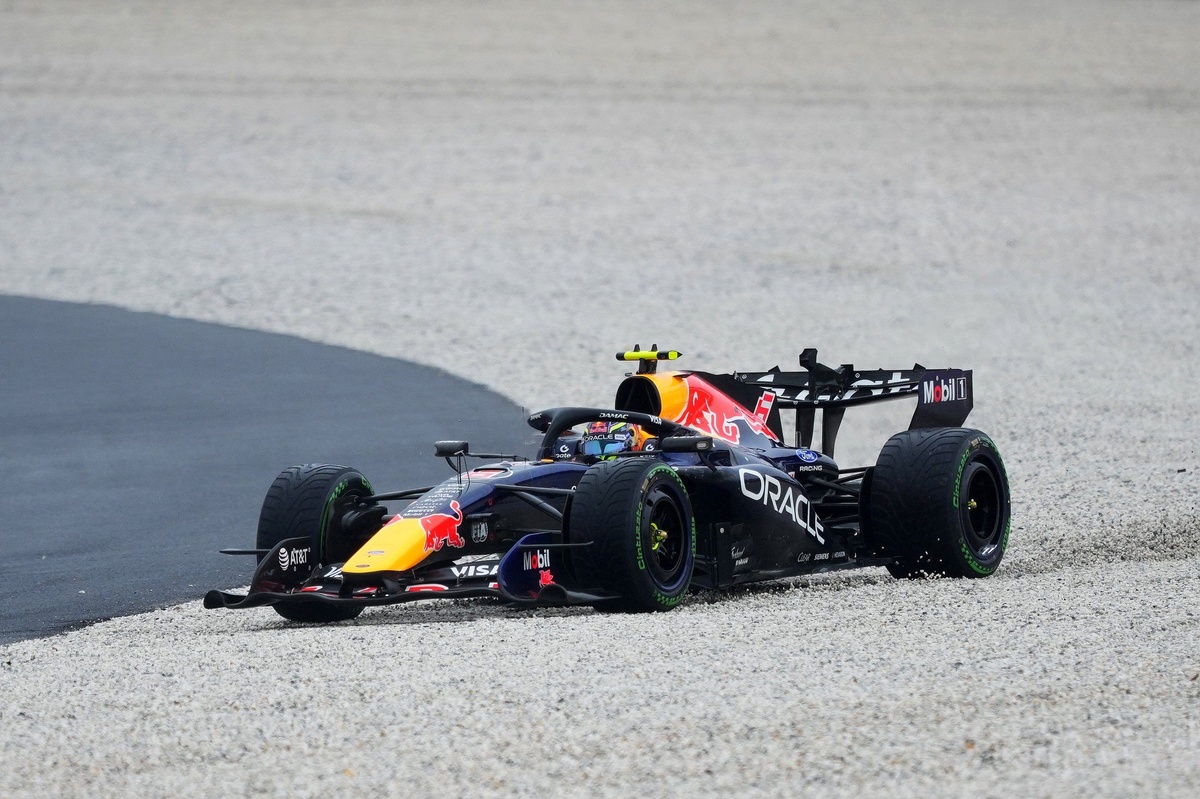 “It’s a joke” – Isack Hadjar rues ‘disastrous’ race in “horrible” car with “no battery”. Will the team deliver a reliable car for the next race?