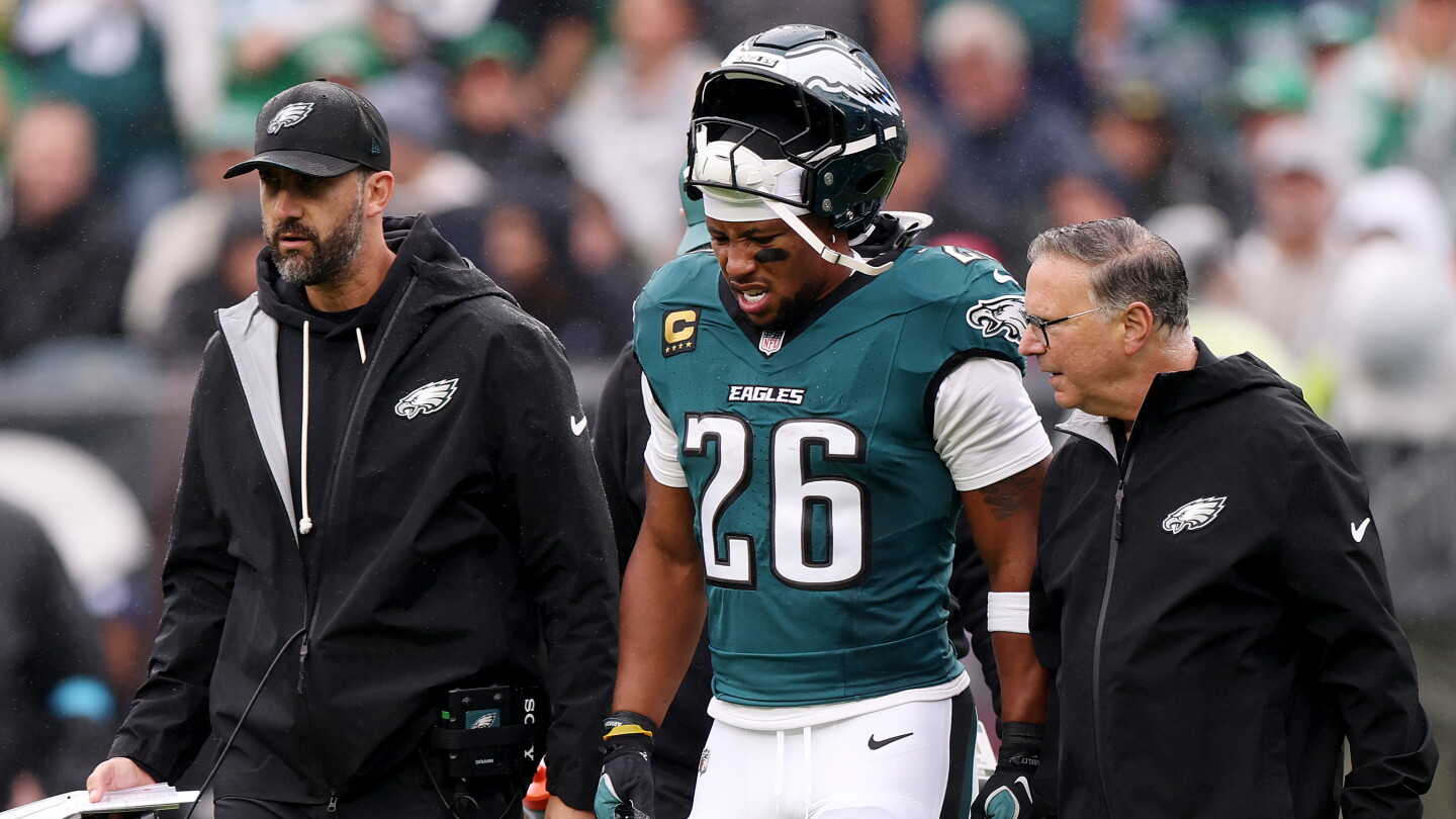 Saquon Barkley, Drew Kendall, DeVonta Smith remain out of Eagles practice