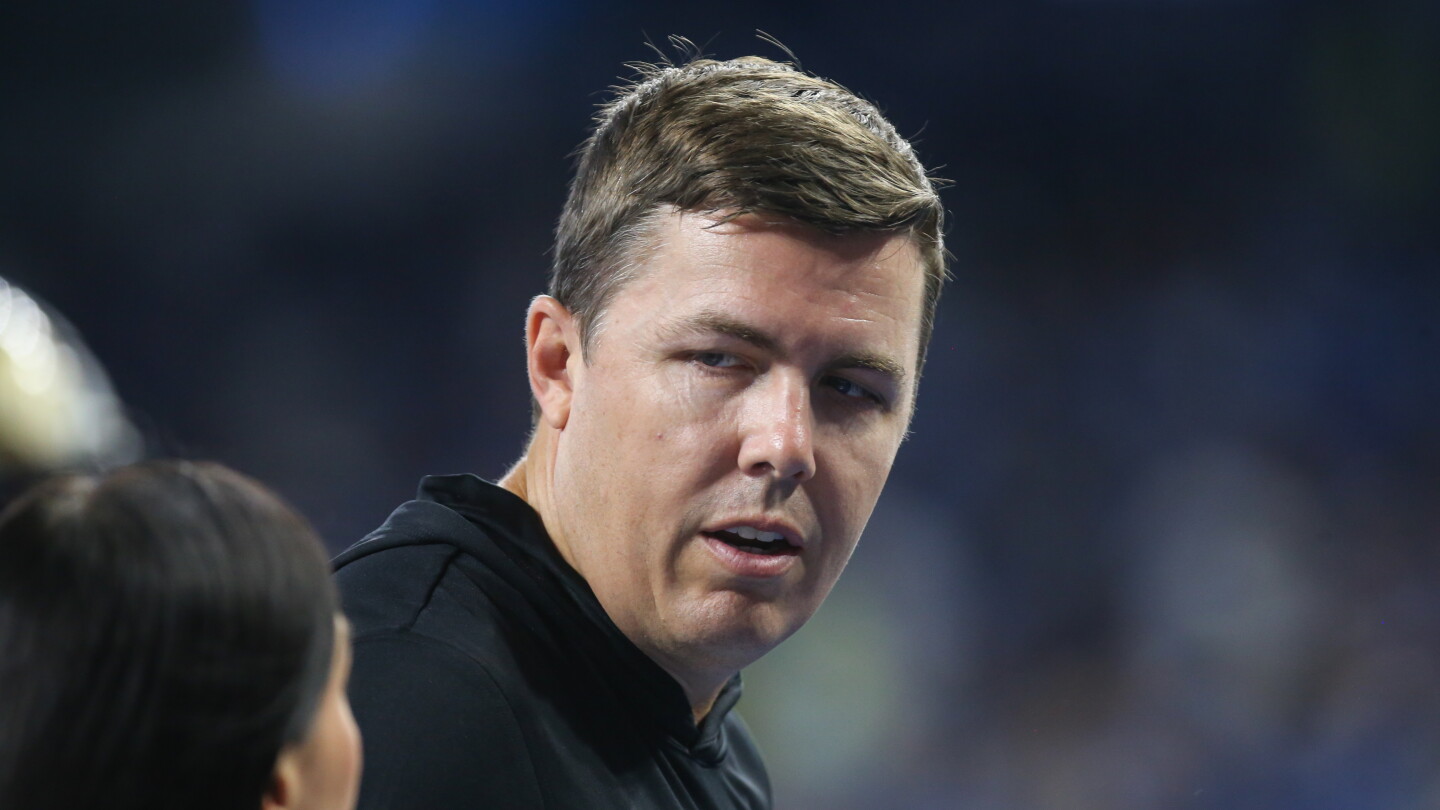 After Gayle Benson attends Saints practice, Kellen Moore says they're "all good"