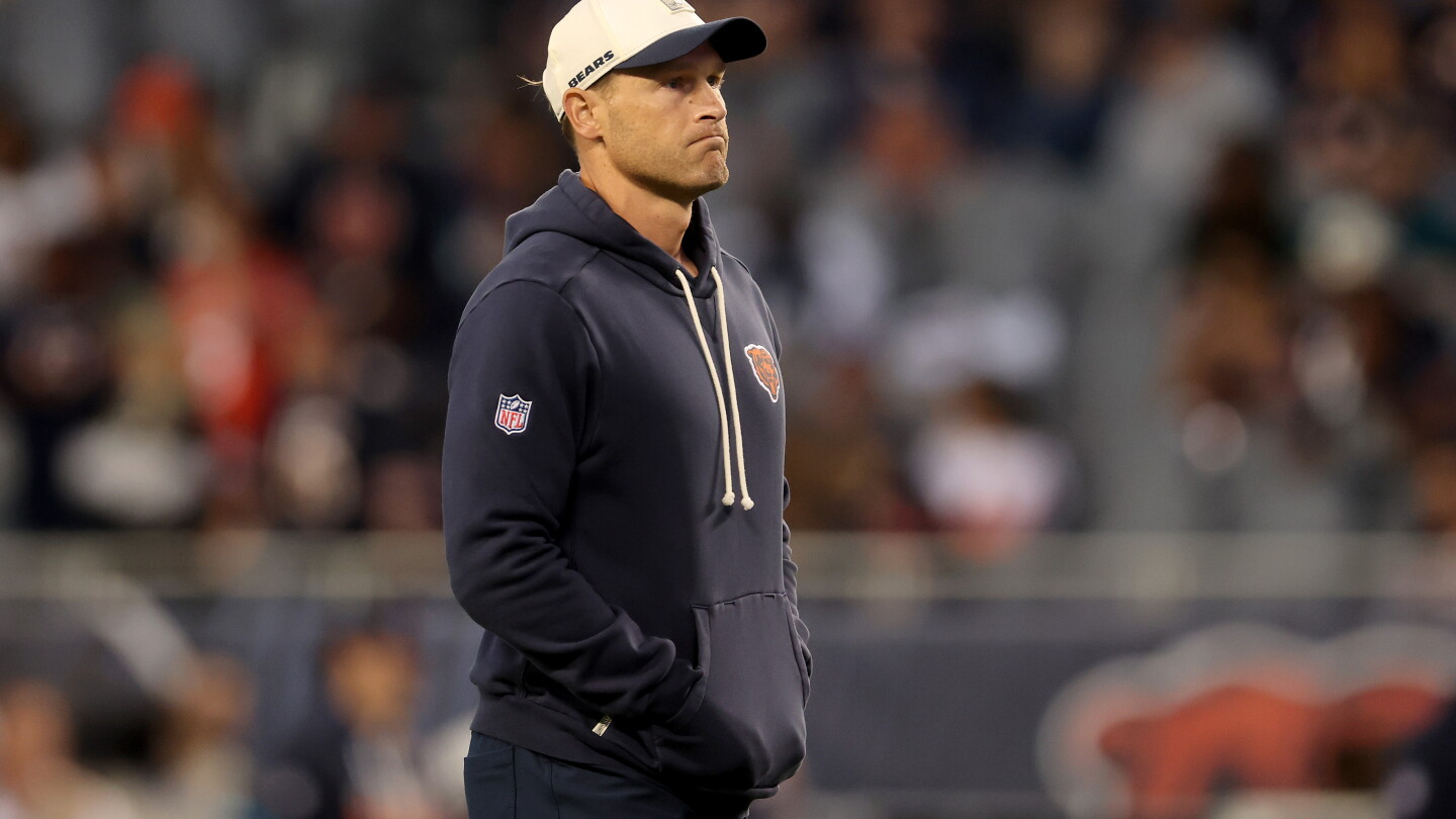 Chicago Bears may increase use of six‑lineman jumbo formations after tight end Cole Kmet's season‑ending knee injury.
