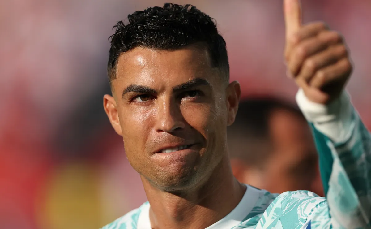 Cristiano Ronaldo explains why he chose to stay with Portugal after the World Cup