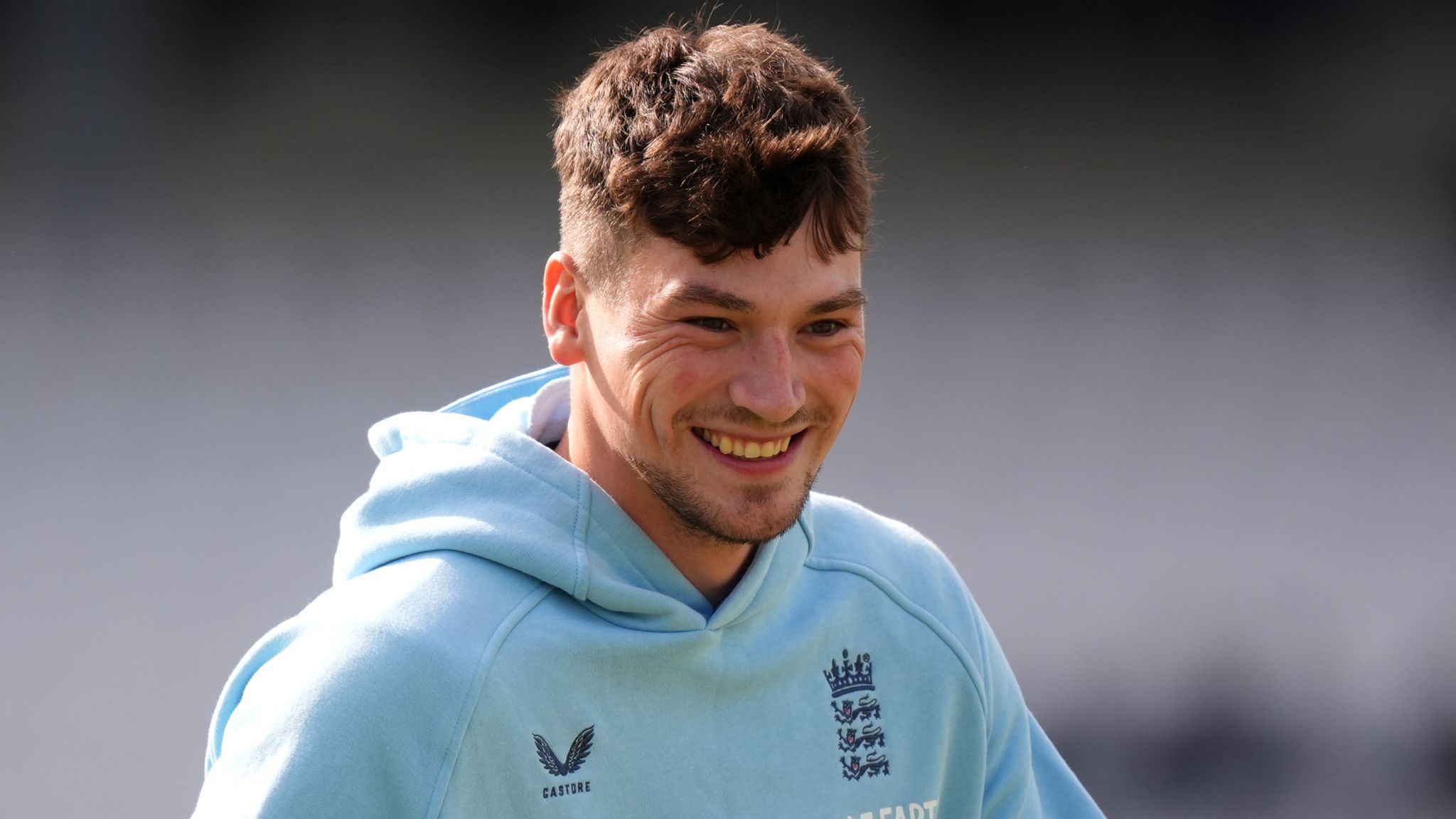 Henry Crocombe recently received a two‑year England central contract.