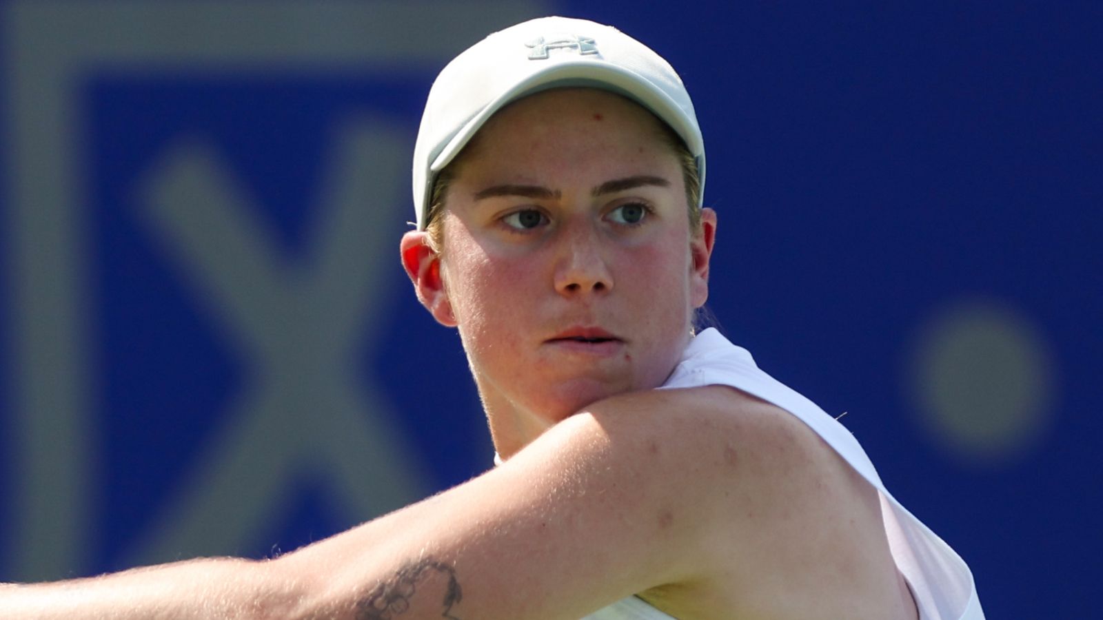 Sonay Kartal: Brit upsets Elina Svitolina to reach Wuhan Open semi‑finals